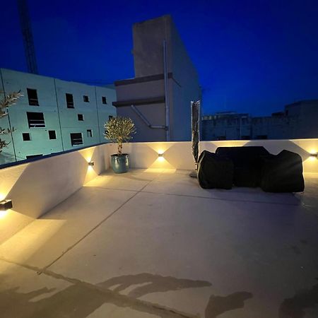 Dar Barbara Duplex 2 Double Bedrooms,2 Sofa Beds Large House With Terrace Roof Views Of Valletta Cospicua Εξωτερικό φωτογραφία