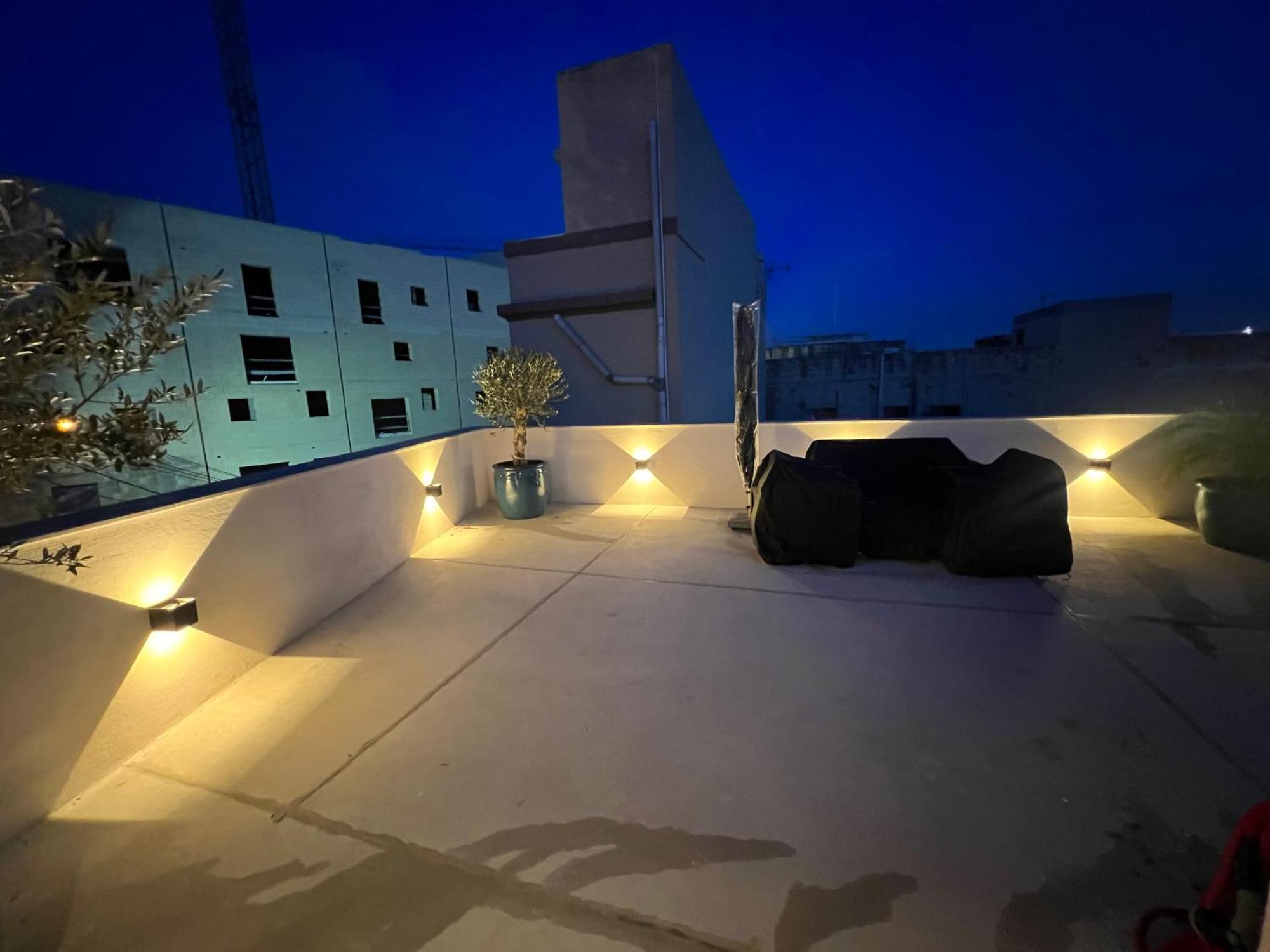 Dar Barbara Duplex 2 Double Bedrooms,2 Sofa Beds Large House With Terrace Roof Views Of Valletta Cospicua Εξωτερικό φωτογραφία